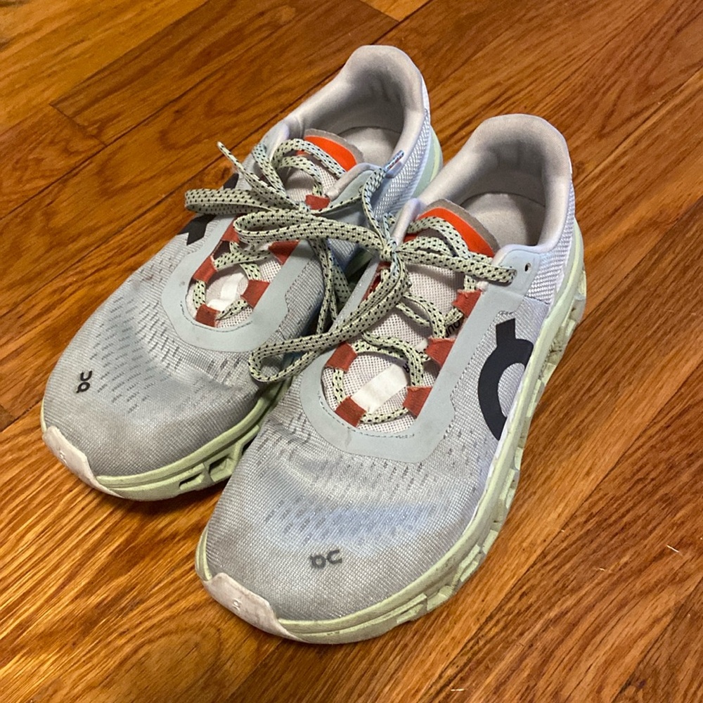 Cloud monster Running shoes